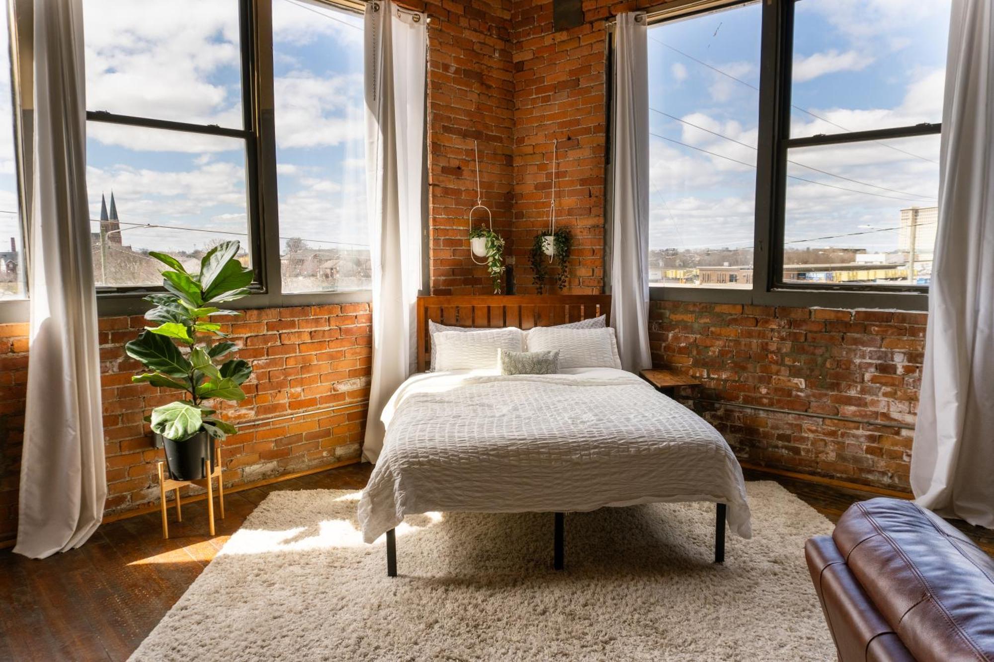 420 Friendly Canada Bridge View Loft Downtown Free Parking Detroit Exterior photo